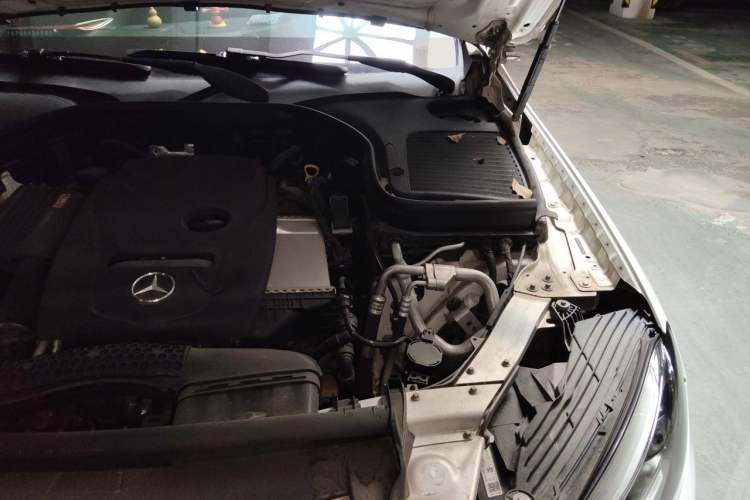 Used Mercedes-Benz GLC 2017 GLC 300 4MATIC Sport Edition Engine Bay Left