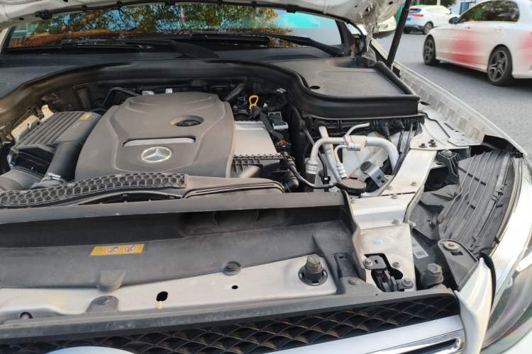 Used Mercedes-Benz GLC 2017 GLC 200 4MATIC Engine Bay Left
