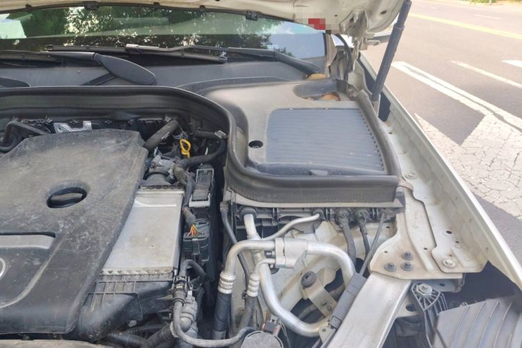 Used Mercedes-Benz GLC 2017 GLC 260 4MATIC Dynamic Edition Engine Bay Left