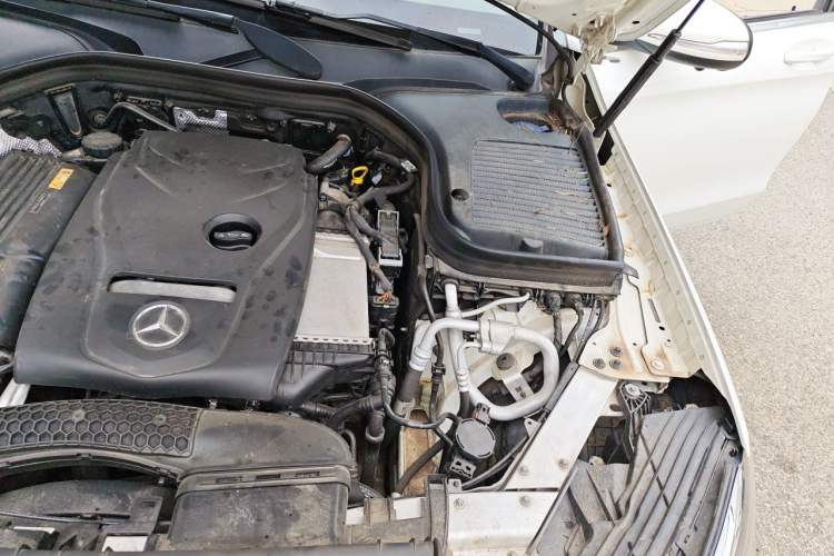 Used Mercedes-Benz GLC 2017 GLC 200 4MATIC Engine Bay Left