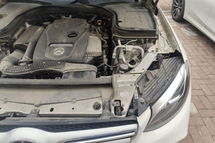 Used Mercedes-Benz GLC 2017 GLC 260 4MATIC Dynamic Edition Engine Bay Left