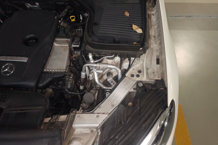 Used Mercedes-Benz GLC 2017 GLC 260 4MATIC Dynamic Edition Engine Bay Left
