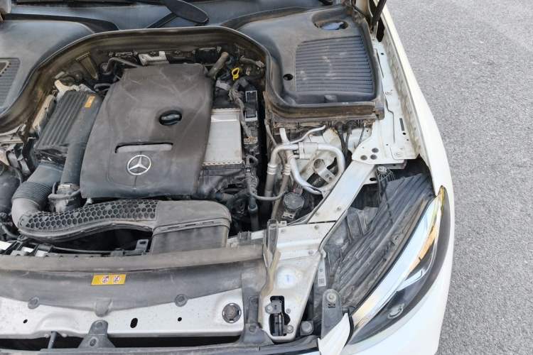 Used Mercedes-Benz GLC 2017 GLC 260 4MATIC Dynamic Edition Engine Bay Left