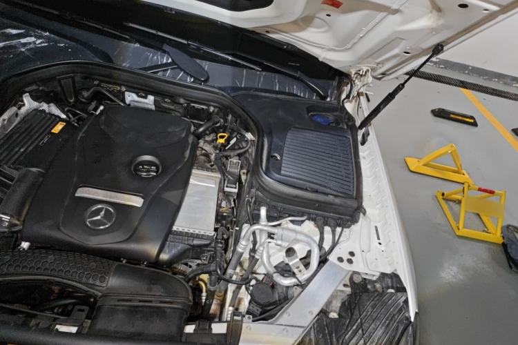 Used Mercedes-Benz GLC 2017 GLC 300 4MATIC Sport Edition Engine Bay Left