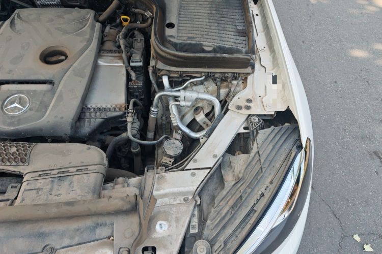 Used Mercedes-Benz GLC 2017 GLC 200 4MATIC Engine Bay Left