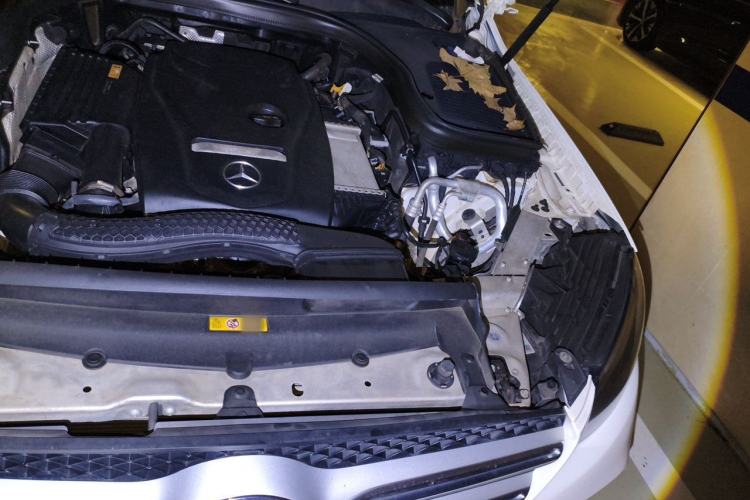 Used Mercedes-Benz GLC 2017 GLC 260 4MATIC Luxury Model Engine Bay Left