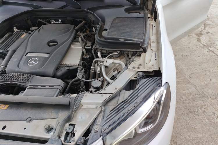 Used Mercedes-Benz GLC 2017 GLC 260 4MATIC Dynamic Edition Engine Bay Left