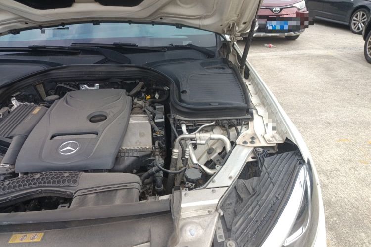 Used Mercedes-Benz GLC 2017 GLC 260 4MATIC Luxury Model Engine Bay Left