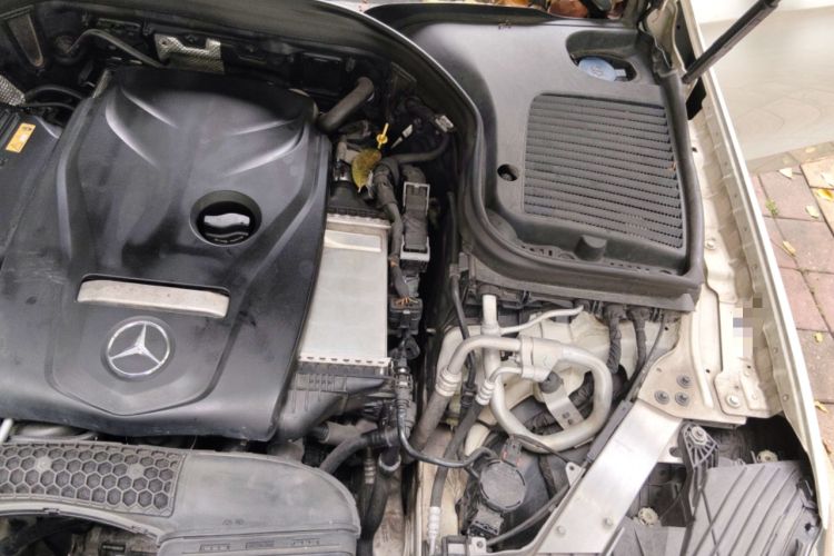 Used Mercedes-Benz GLC 2017 GLC 300 4MATIC Sport Edition Engine Bay Left