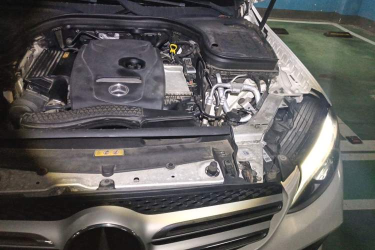 Used Mercedes-Benz GLC 2017 GLC 300 4MATIC Sport Edition Engine Bay Left