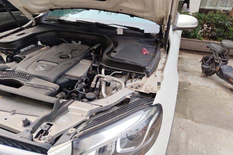 Used Mercedes-Benz GLC 2017 GLC 260 4MATIC Dynamic Edition Engine Bay Left
