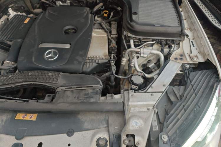 Used Mercedes-Benz GLC 2017 GLC 300 4MATIC Sport Edition Engine Bay Left