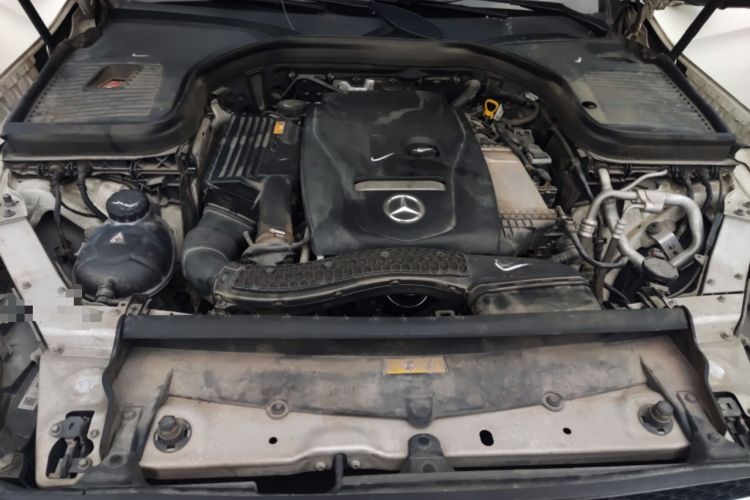 Used Mercedes-Benz GLC 2017 GLC 260 4MATIC Luxury Model Engine Bay