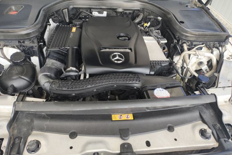 Used Mercedes-Benz GLC 2017 GLC 260 4MATIC Dynamic Edition Engine Bay