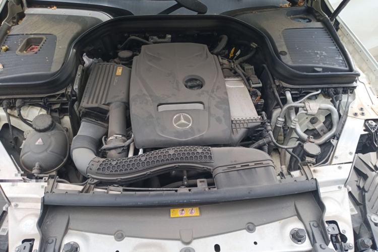 Used Mercedes-Benz GLC 2017 GLC 260 4MATIC Dynamic Edition Engine Bay