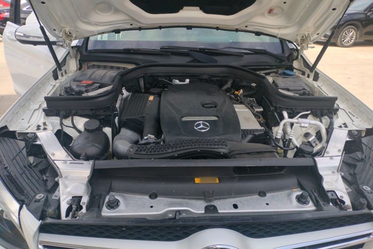 Used Mercedes-Benz GLC 2017 GLC 260 4MATIC Luxury Model Engine Bay