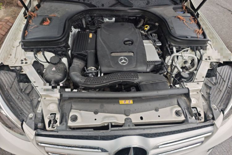 Used Mercedes-Benz GLC 2017 GLC 260 4MATIC Luxury Model Engine Bay