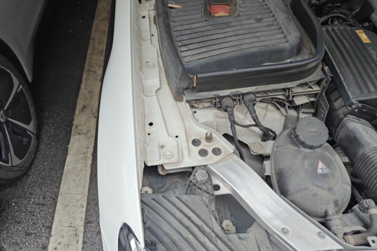 Used Mercedes-Benz GLC 2017 GLC 200 4MATIC Engine Bay Right