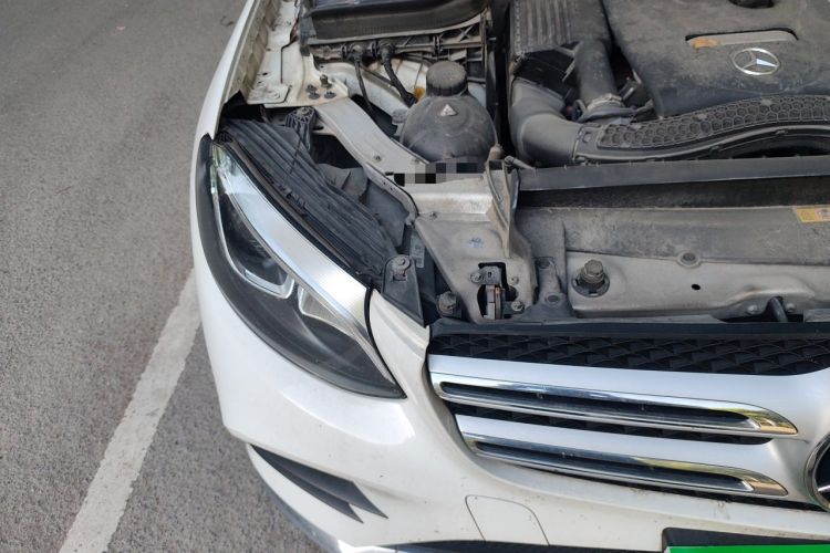 Used Mercedes-Benz GLC 2017 GLC 260 4MATIC Luxury Model Engine Bay Right