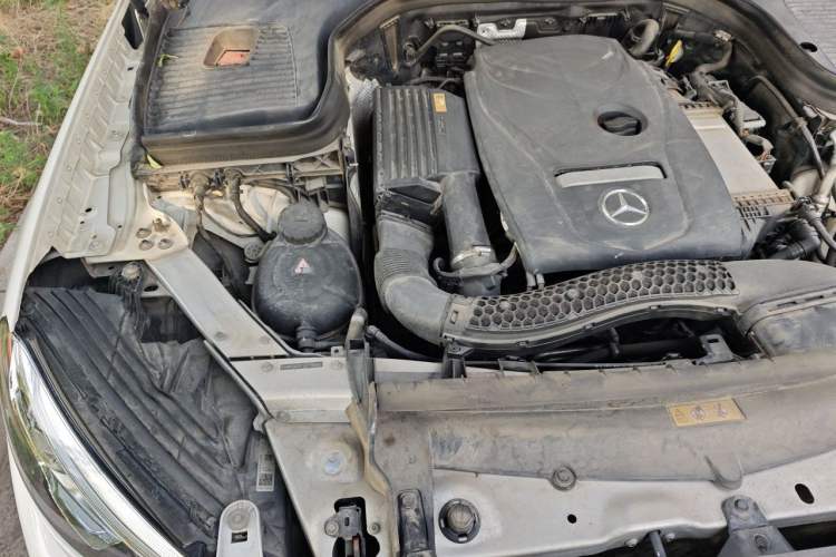 Used Mercedes-Benz GLC 2017 GLC 300 4MATIC Sport Edition Engine Bay Right
