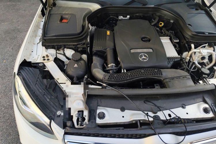 Used Mercedes-Benz GLC 2017 GLC 260 4MATIC Luxury Model Engine Bay Right