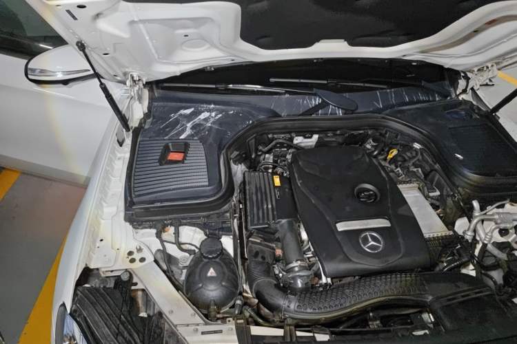 Used Mercedes-Benz GLC 2017 GLC 300 4MATIC Sport Edition Engine Bay Right