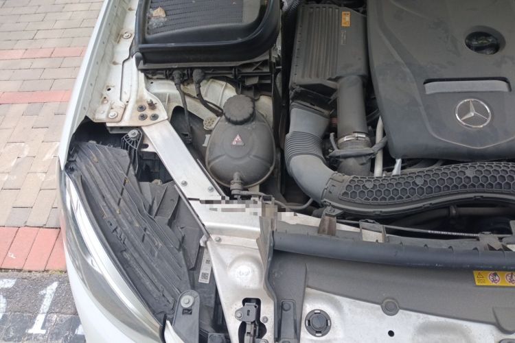 Used Mercedes-Benz GLC 2017 GLC 260 4MATIC Dynamic Edition Engine Bay Right