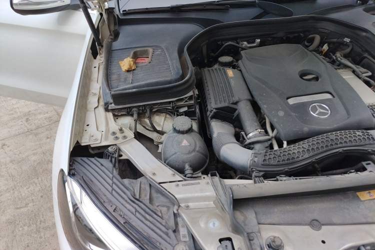 Used Mercedes-Benz GLC 2017 GLC 260 4MATIC Dynamic Edition Engine Bay Right