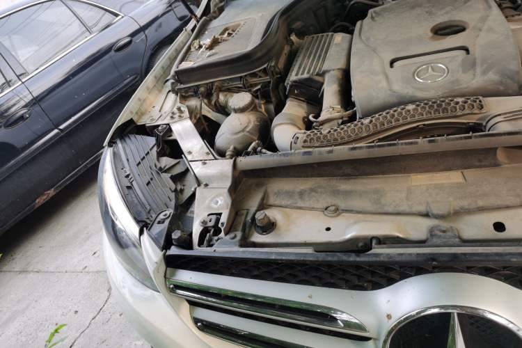 Used Mercedes-Benz GLC 2017 GLC 200 4MATIC Engine Bay Right