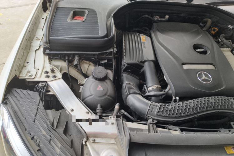 Used Mercedes-Benz GLC 2017 GLC 260 4MATIC Dynamic Edition Engine Bay Right
