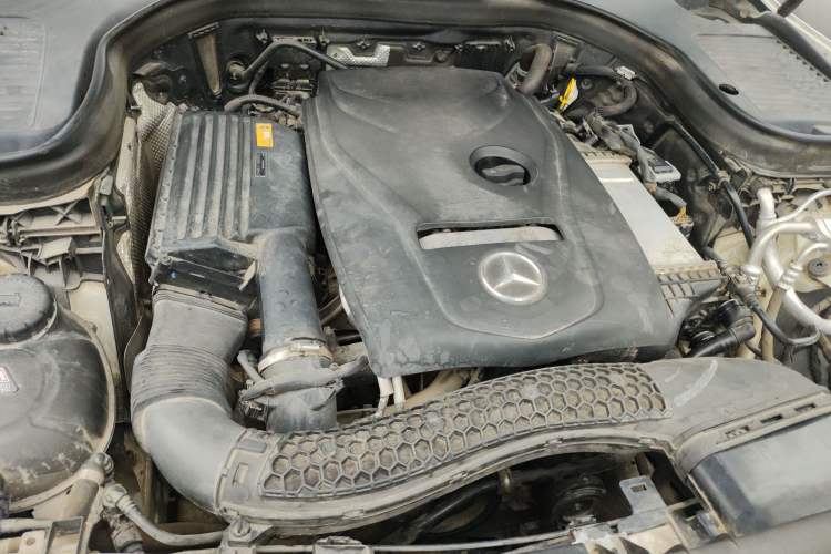 Used Mercedes-Benz GLC 2017 GLC 260 4MATIC Dynamic Edition Engine Bay