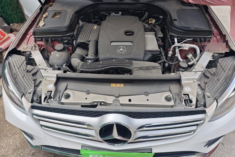 Used Mercedes-Benz GLC 2017 GLC 260 4MATIC Dynamic Edition Engine Bay