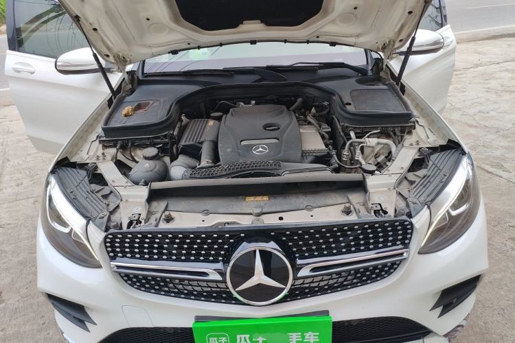 Used Mercedes-Benz GLC 2017 GLC 260 4MATIC Dynamic Edition Engine Bay