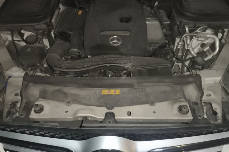 Used Mercedes-Benz GLC 2017 GLC 260 4MATIC Dynamic Edition Engine Bay