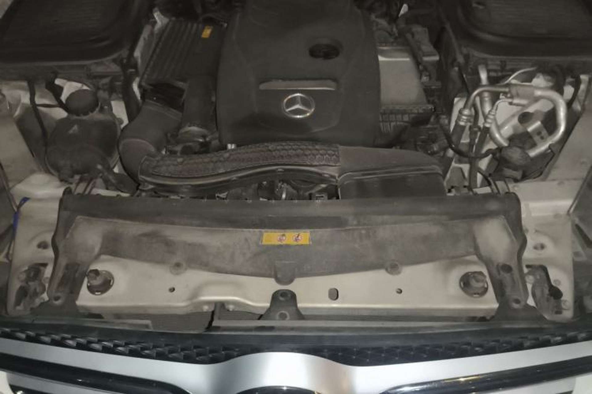 Used Mercedes-Benz GLC 2017 GLC 260 4MATIC Dynamic Edition Engine Bay
