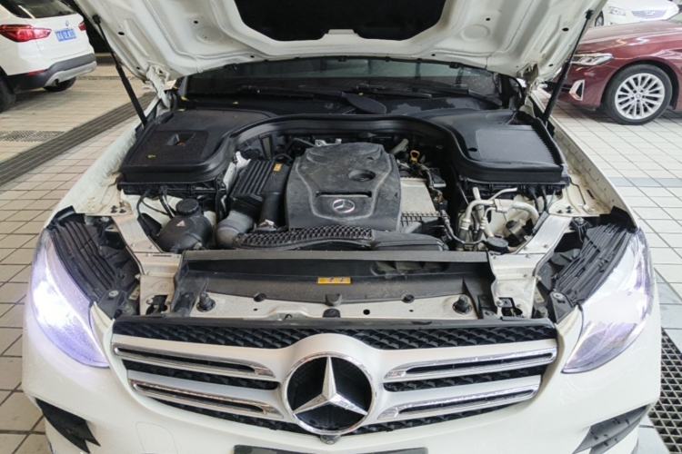 Used Mercedes-Benz GLC 2017 GLC 260 4MATIC Luxury Model Engine Bay