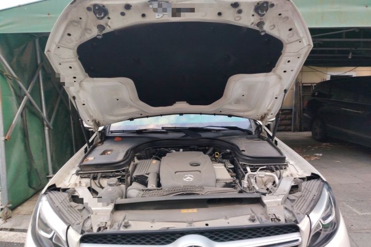 Used Mercedes-Benz GLC 2017 GLC 260 4MATIC Luxury Model Engine Bay