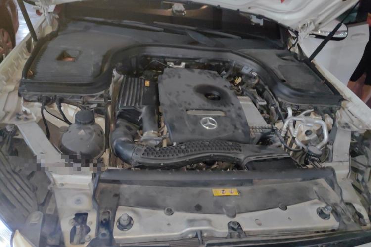 Used Mercedes-Benz GLC 2017 GLC 260 4MATIC Dynamic Edition Engine Bay