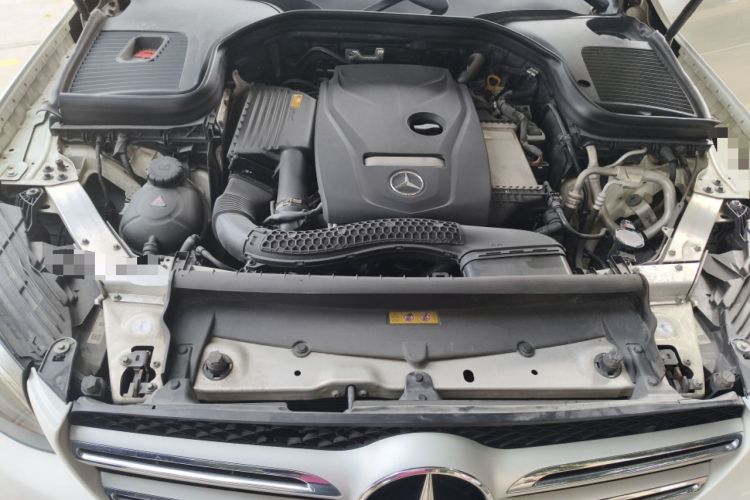 Used Mercedes-Benz GLC 2017 GLC 260 4MATIC Dynamic Edition Engine Bay