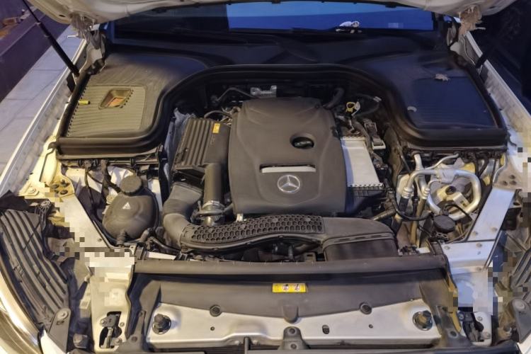Used Mercedes-Benz GLC 2017 GLC 260 4MATIC Luxury Model Engine Bay