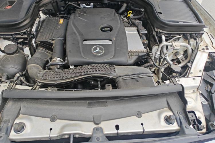 Used Mercedes-Benz GLC 2017 GLC 260 4MATIC Dynamic Edition Engine Bay