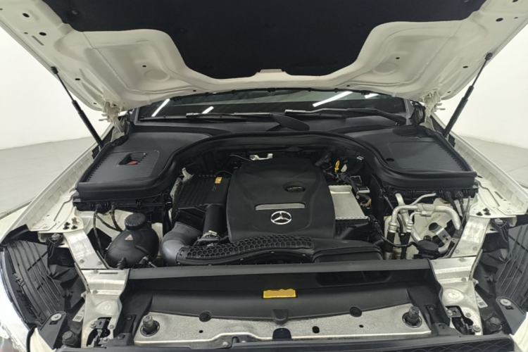 Used Mercedes-Benz GLC 2017 GLC 260 4MATIC Luxury Model Engine Bay