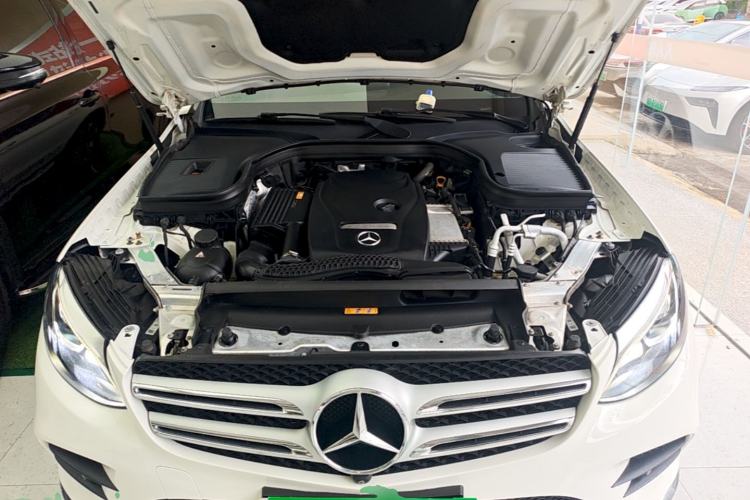 Used Mercedes-Benz GLC 2017 GLC 260 4MATIC Luxury Model Engine Bay