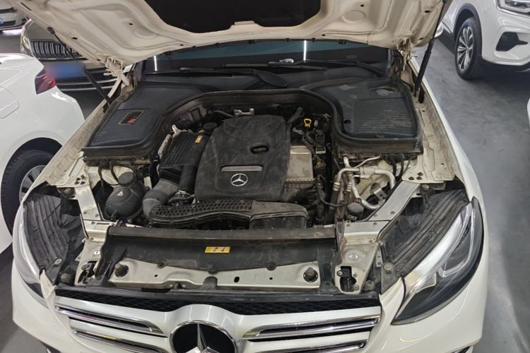 Used Mercedes-Benz GLC 2017 GLC 260 4MATIC Luxury Model Engine Bay