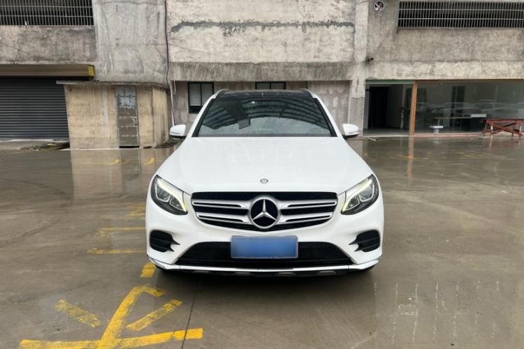 Used Mercedes-Benz GLC 2017 GLC 260 4MATIC Dynamic Edition Exterior 1