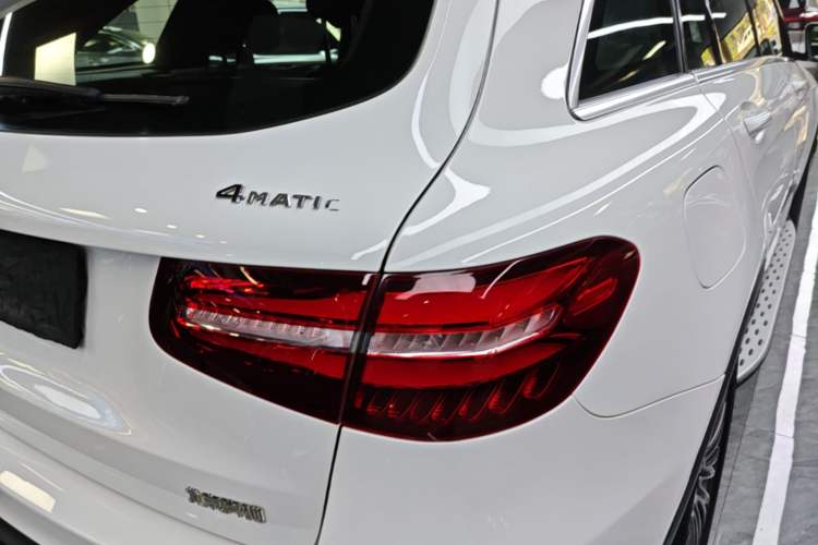 Used Mercedes-Benz GLC 2017 GLC 200 4MATIC Exterior 2