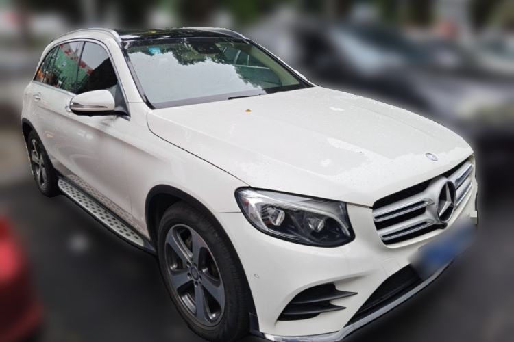 Used Mercedes-Benz GLC 2017 GLC 300 4MATIC Sport Edition Exterior 2