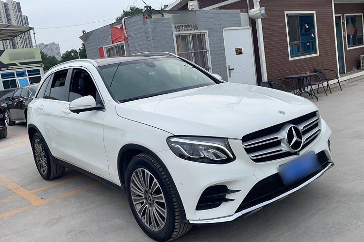 Used Mercedes-Benz GLC 2017 GLC 260 4MATIC Dynamic Edition Exterior 2