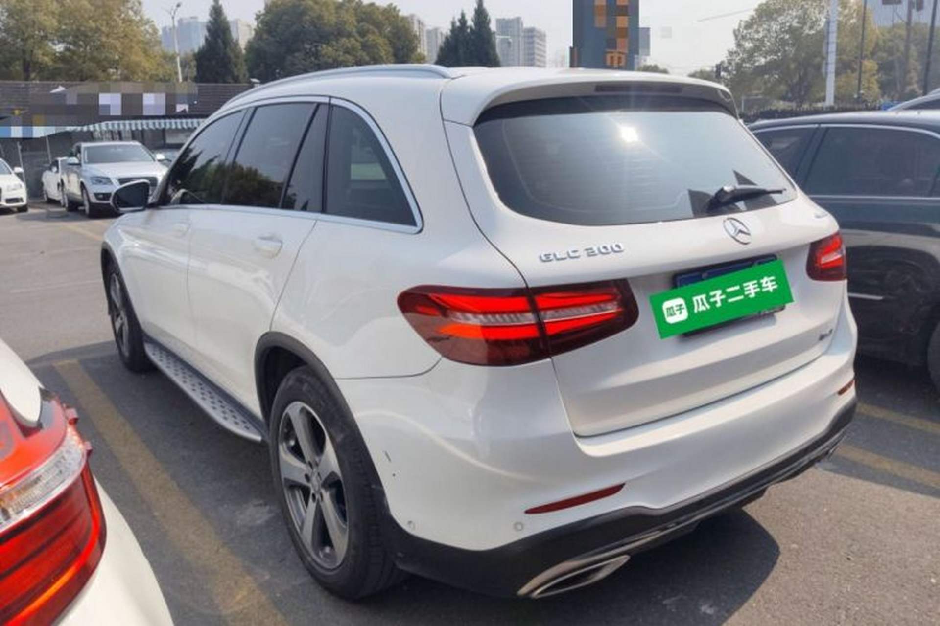 Used Mercedes-Benz GLC 2017 GLC 300 4MATIC Sport Edition Exterior 2