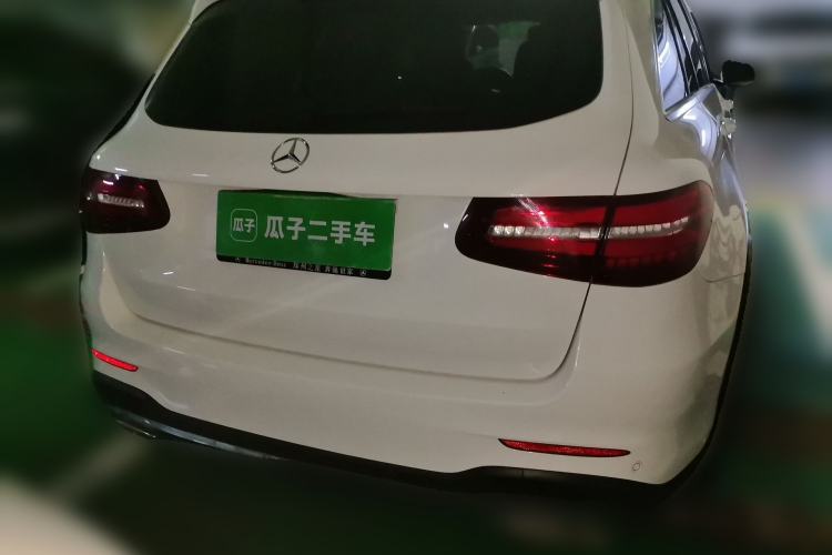 Used Mercedes-Benz GLC 2017 GLC 260 4MATIC Dynamic Edition Exterior 4